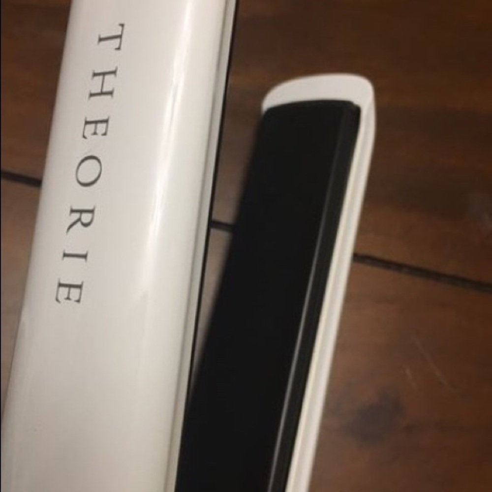 THEORIE straightner